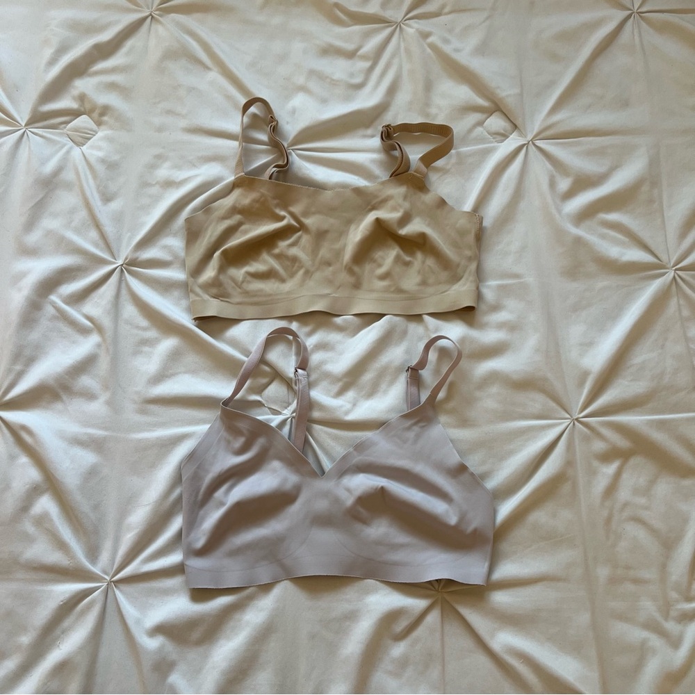 Set of two seamless wireless bras